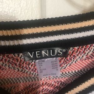 Woman’s crop sweater